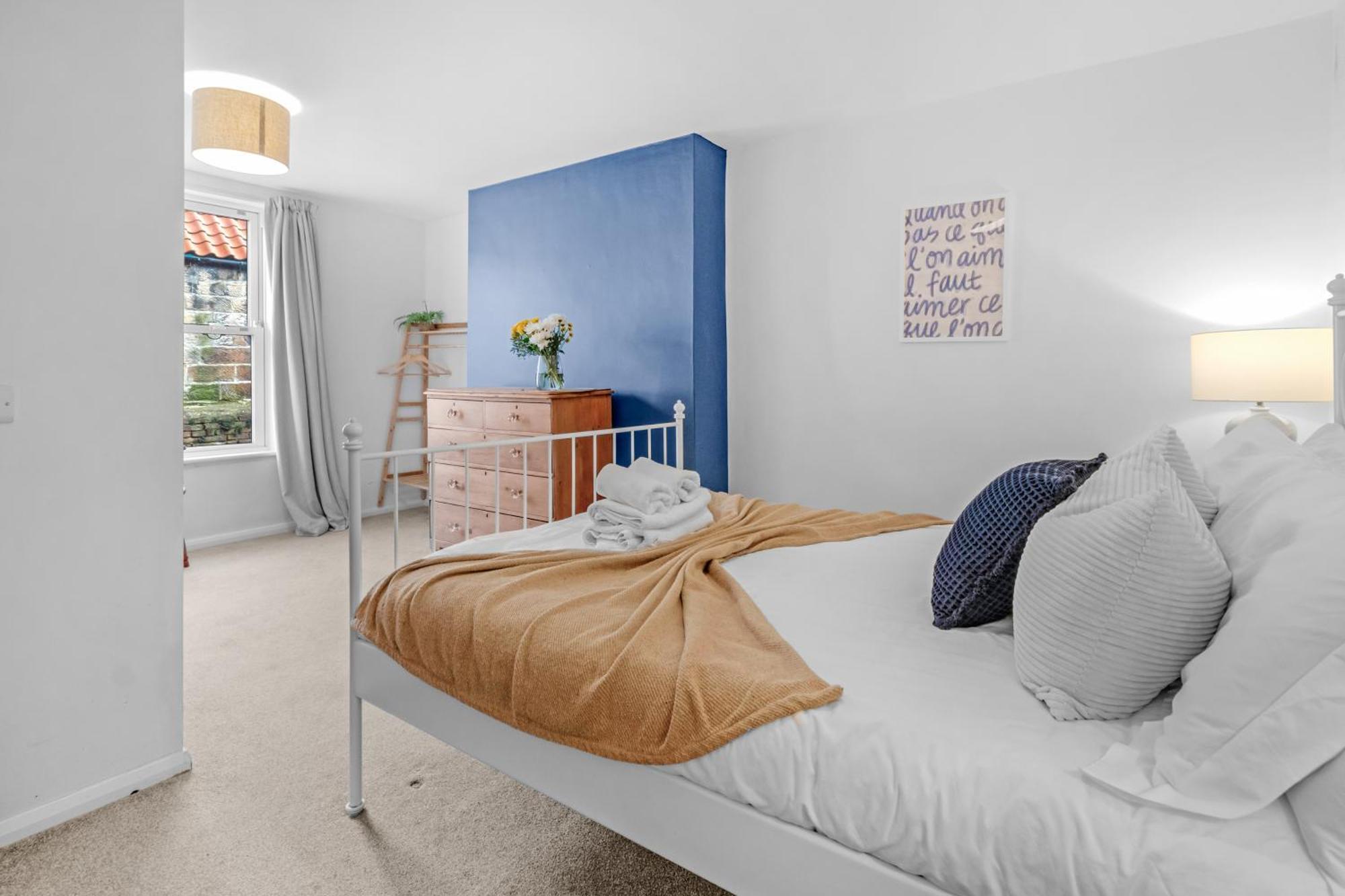 Adventure House - Whitby Villa ภายนอก รูปภาพ