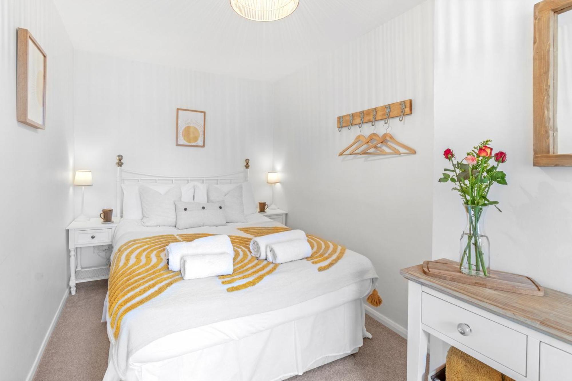 Adventure House - Whitby Villa ภายนอก รูปภาพ