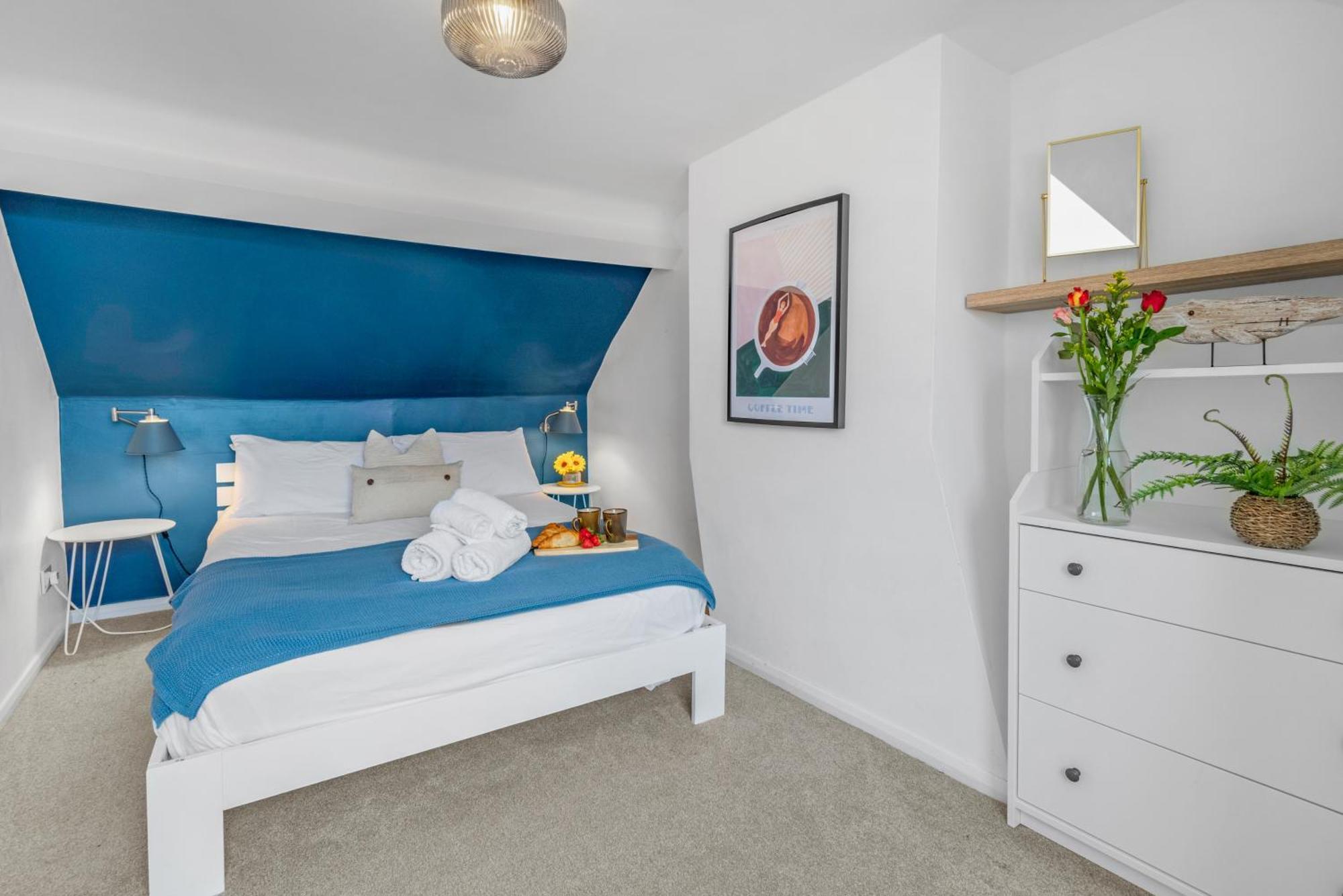 Adventure House - Whitby Villa ภายนอก รูปภาพ