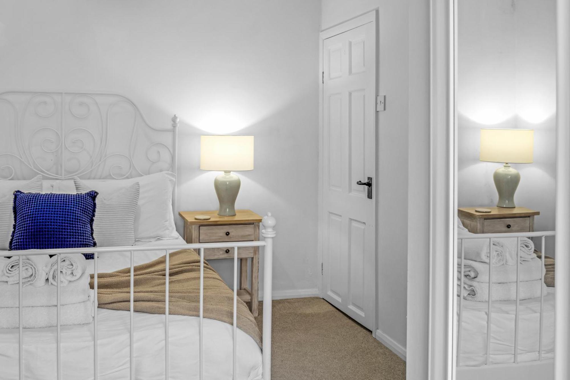 Adventure House - Whitby Villa ภายนอก รูปภาพ