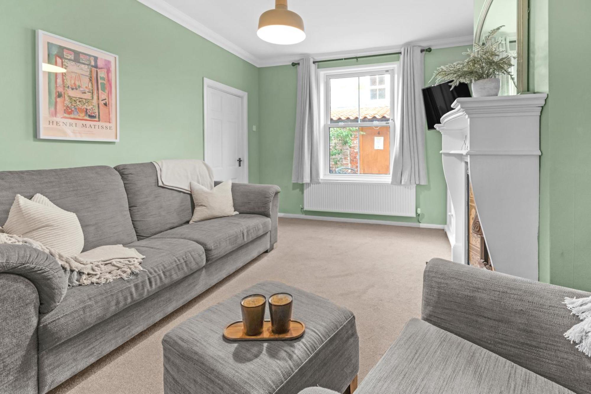Adventure House - Whitby Villa ภายนอก รูปภาพ