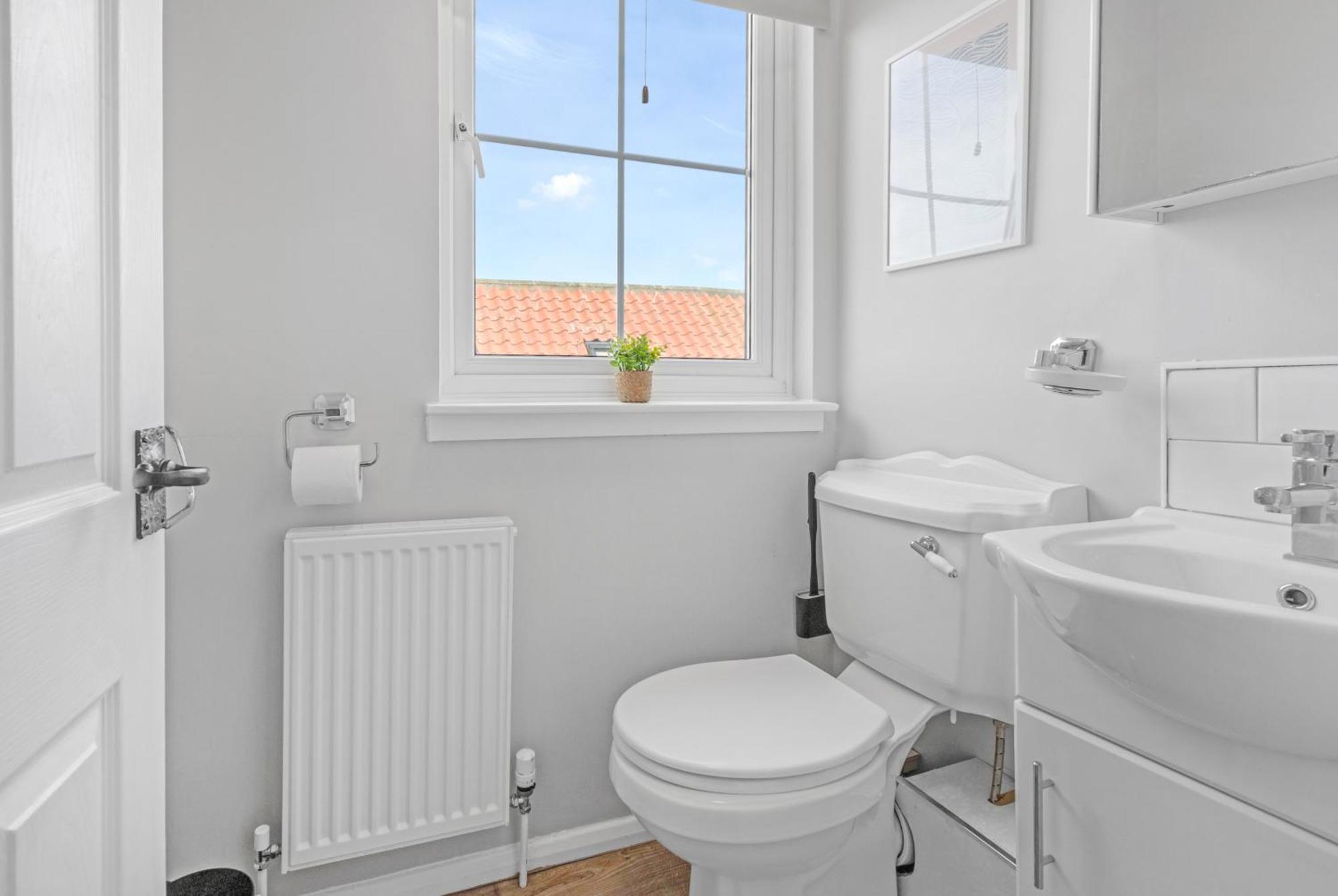 Adventure House - Whitby Villa ภายนอก รูปภาพ